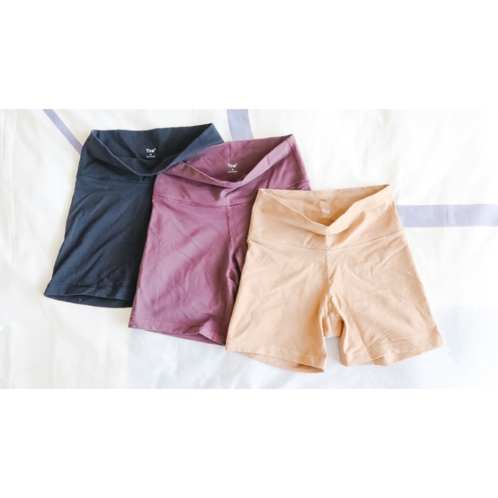 Aritzia - TNA - TnaLIFE Atmosphere Hi-Rise Biker Shorts - Size Medium - 3 Pack